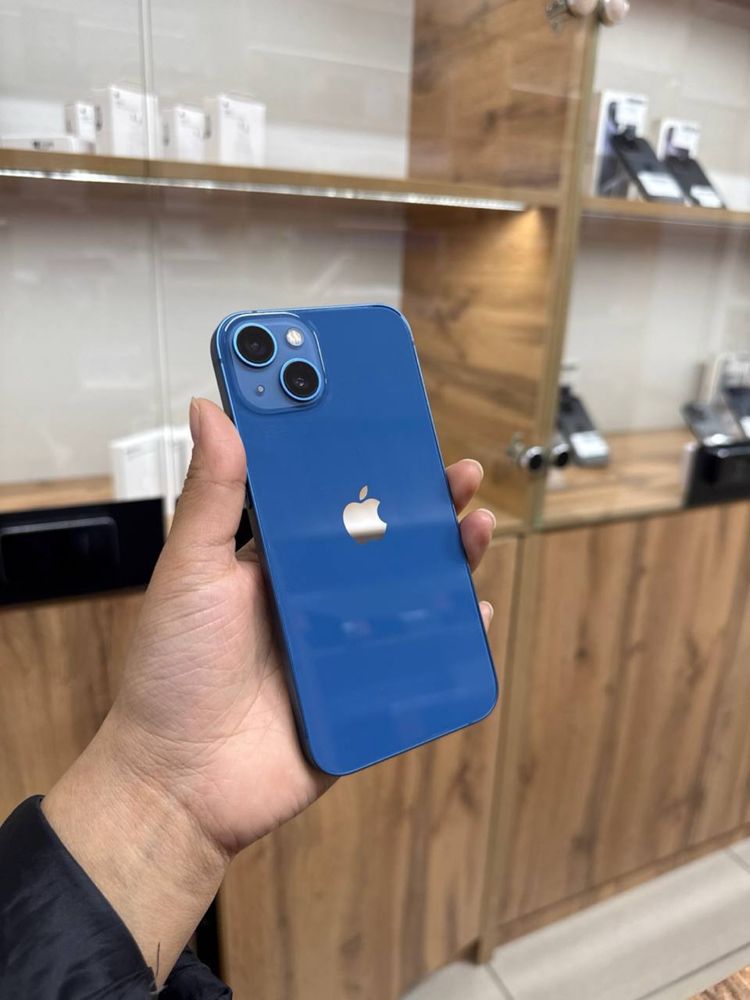 iphone 13.