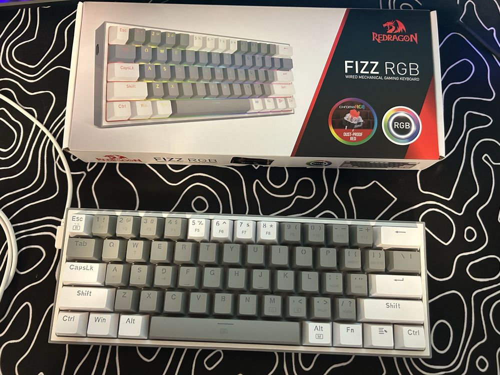 Придавам клавиатура REDRAGON FIZZ RGB