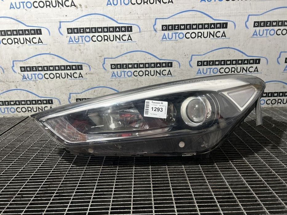 Far Stanga Hyundai Tucson III 2015 - 2018 SUV 4 Usi (1293) Cu lupă