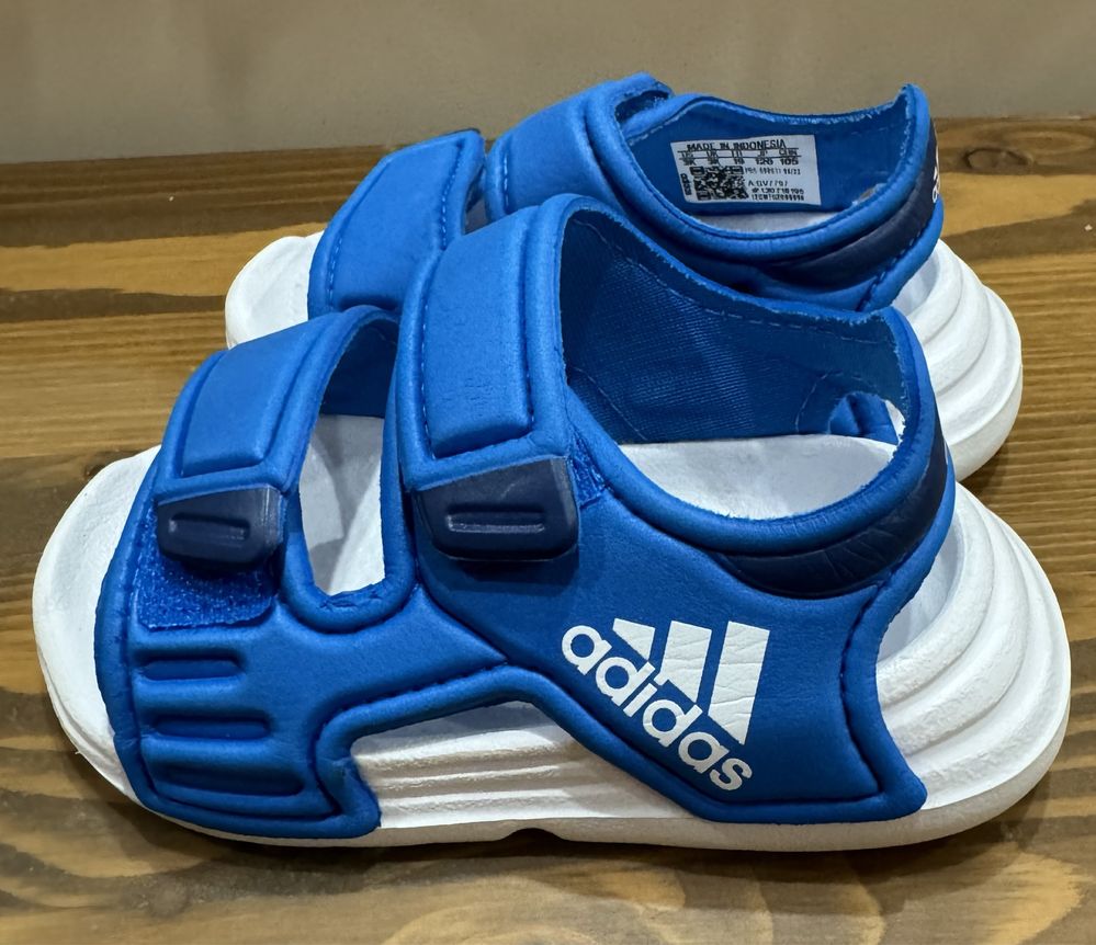Бебешки/детски сандали Adidas N19