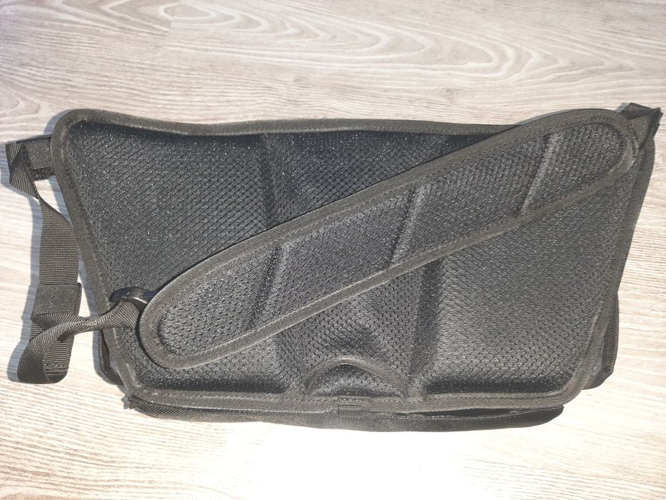 Geanta foto WANDRD ROGUE neagra 9 litri