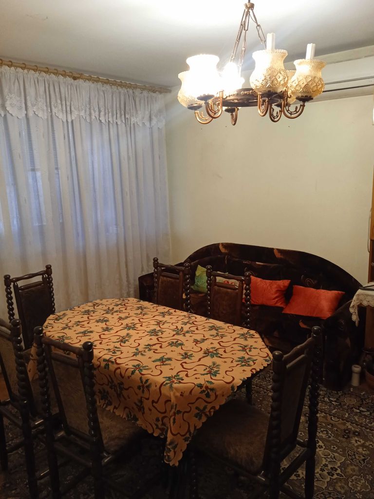 Продава се Четиристаен апартамент в Силистра, Център - 120 кв.м за 584 €/кв.м - Снимка #5