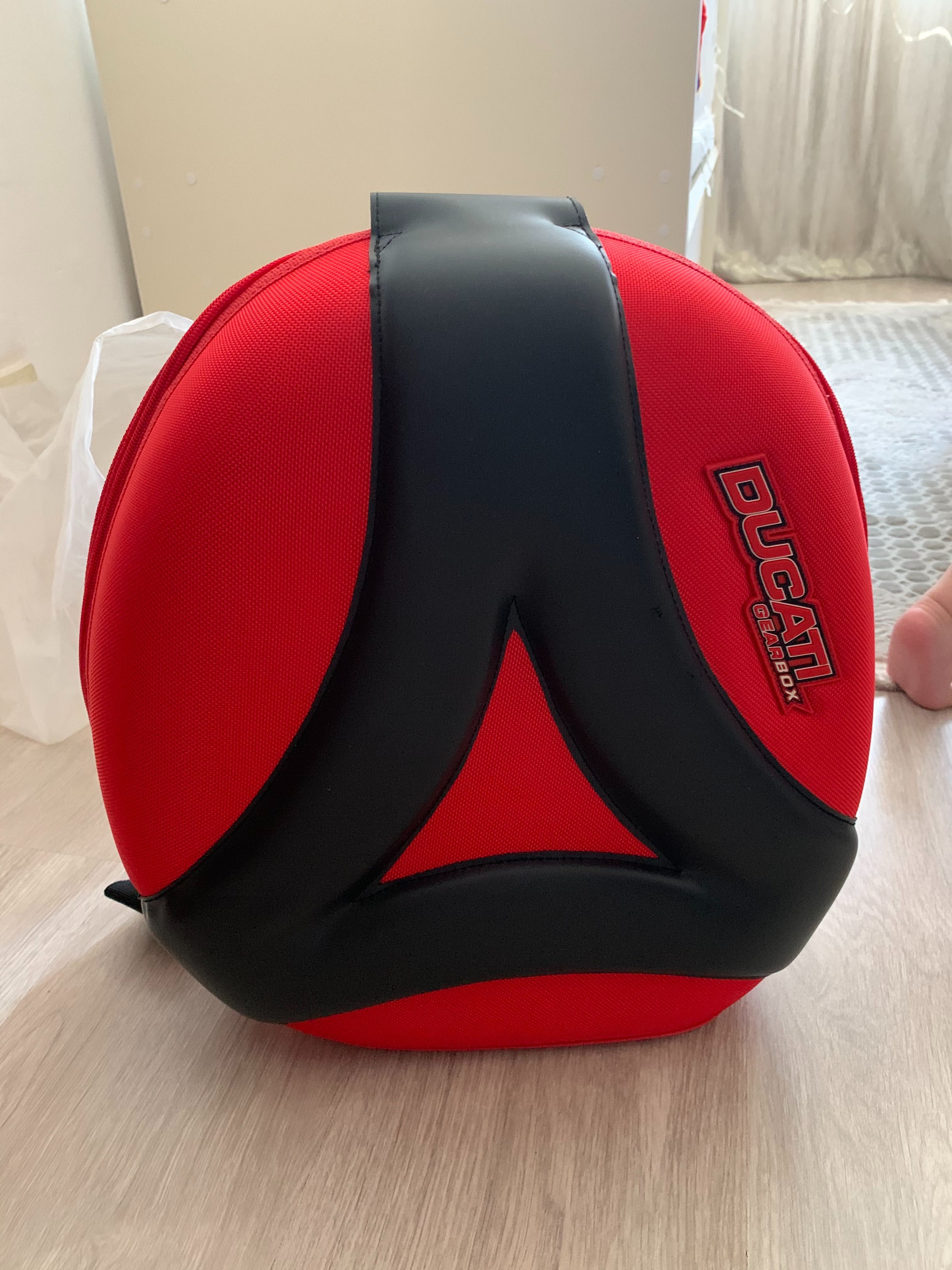 Rucsac motor ducati nou