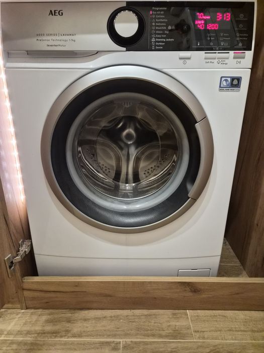 Пералня AEG модел L6SE27SE, 7 kg,  1200 об, slim 50 см