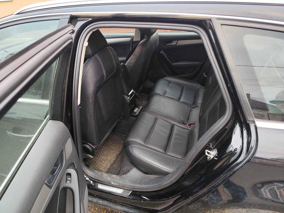 Audi A4 B8, 2009, 2.0 TDI, masina dotata pt persoana cu dizabilitati.