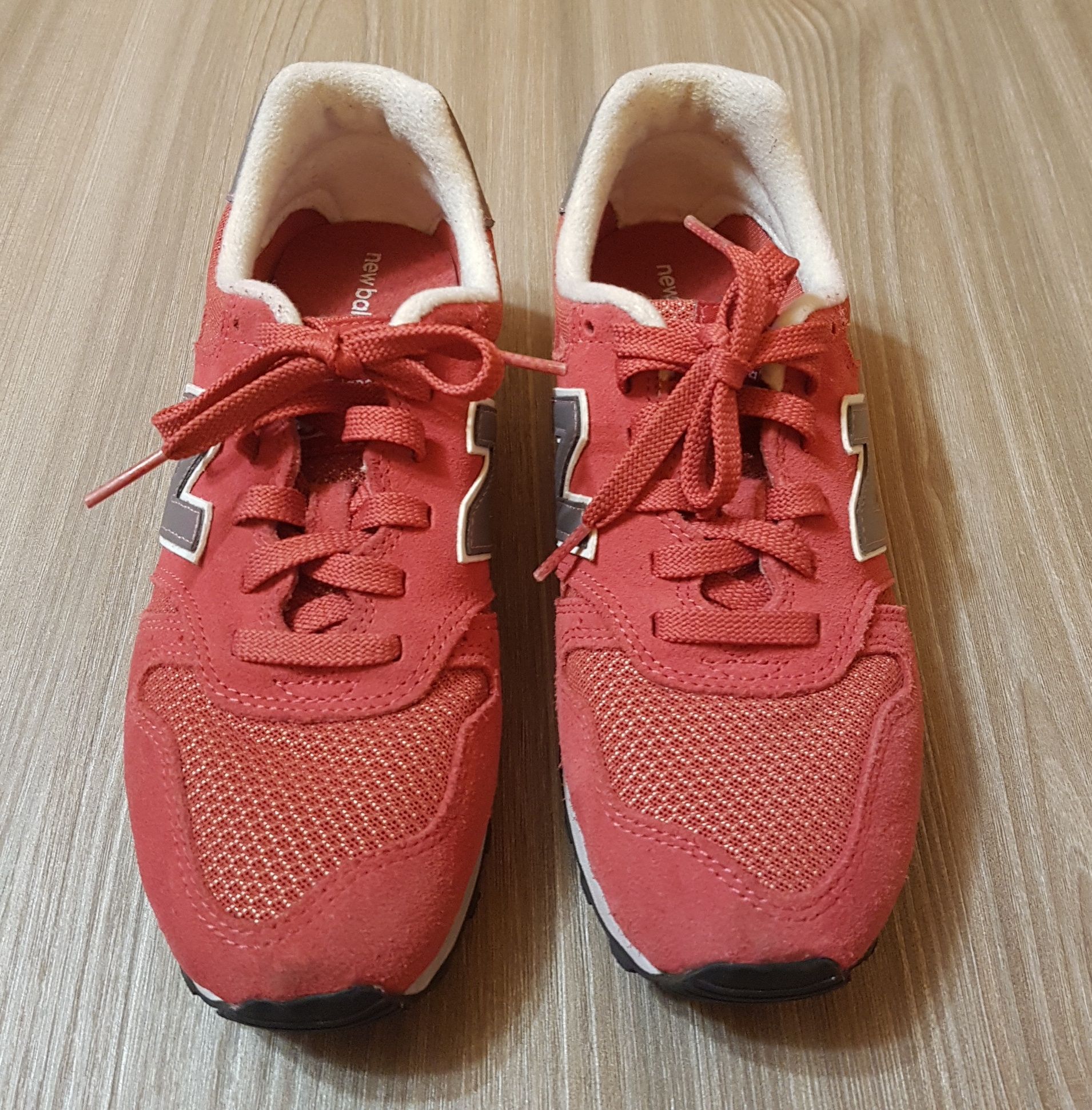 Adidași New Balance 373 , măr. 37