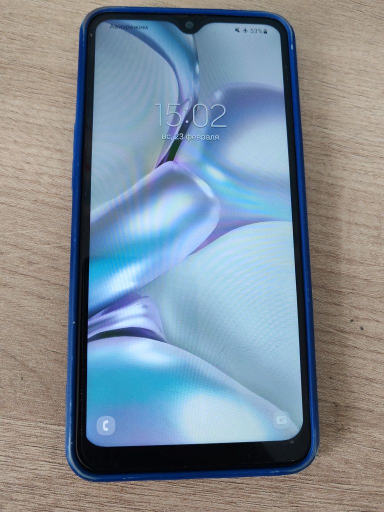 Samsung A10S в идеальном состоянии.