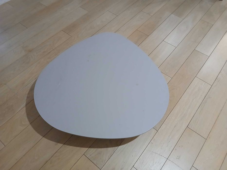 Masuta cafea in stare foarte buna