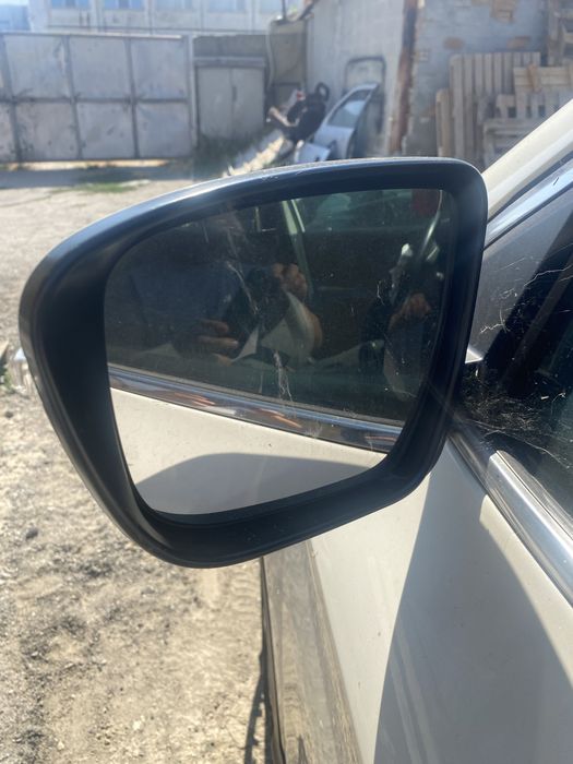 Ляво огледало с камера Нисан кашкай 2015г