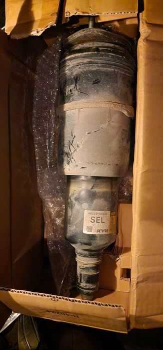 Пневмоподвеска ls460буу  2011года выпуска.