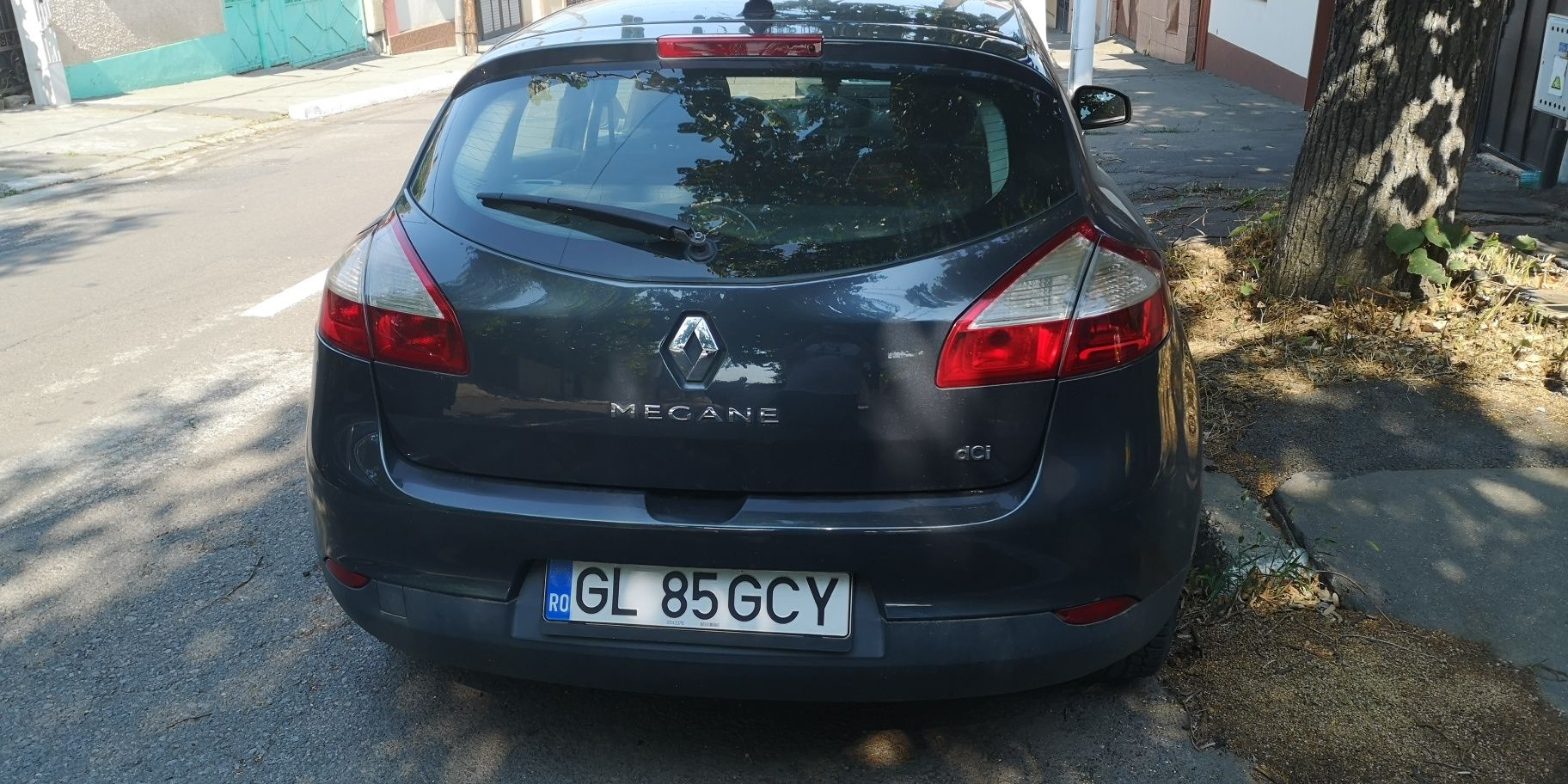 Se vinde renault megane3 mașina foarte bună