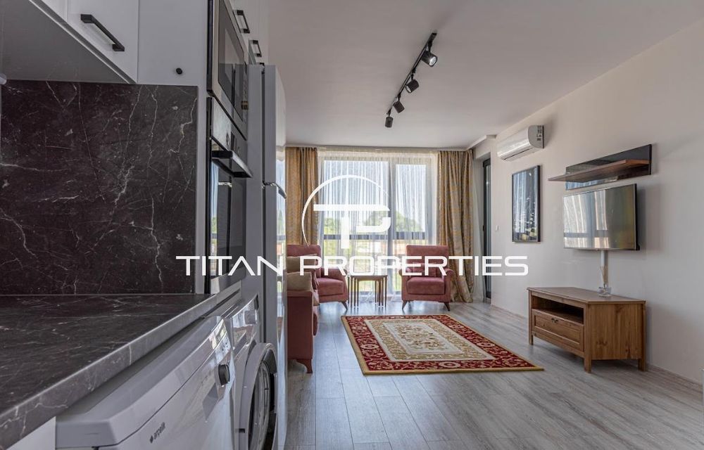 Двустаен апартамент под наем в Център