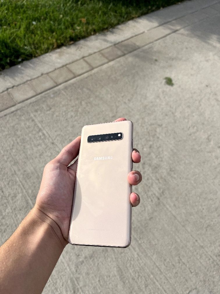 Samsung s10 5g satiladi