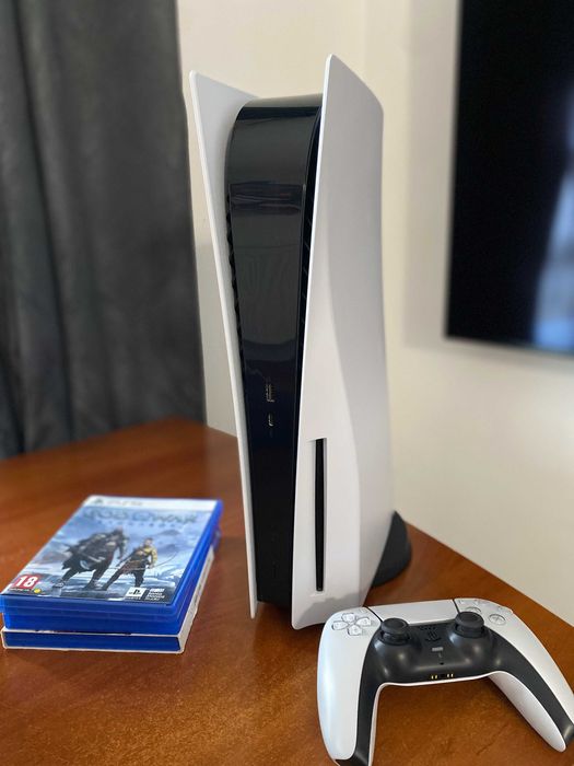 PlayStation 5 Disk Edition 825 GB + 3 jocuri
