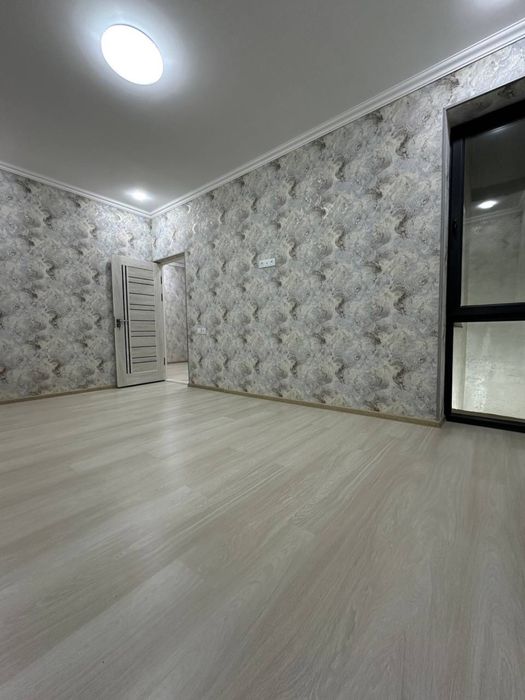 Двух Этажный коттедж 1.2 соток 6 комнат