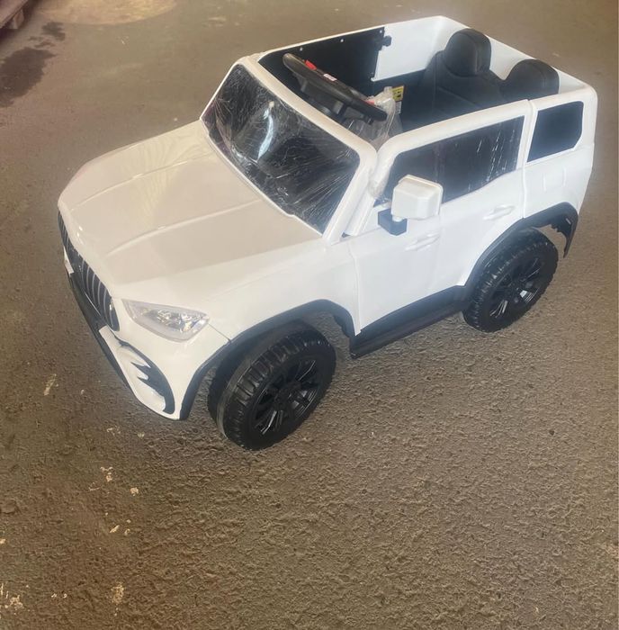 Детский электромобиль