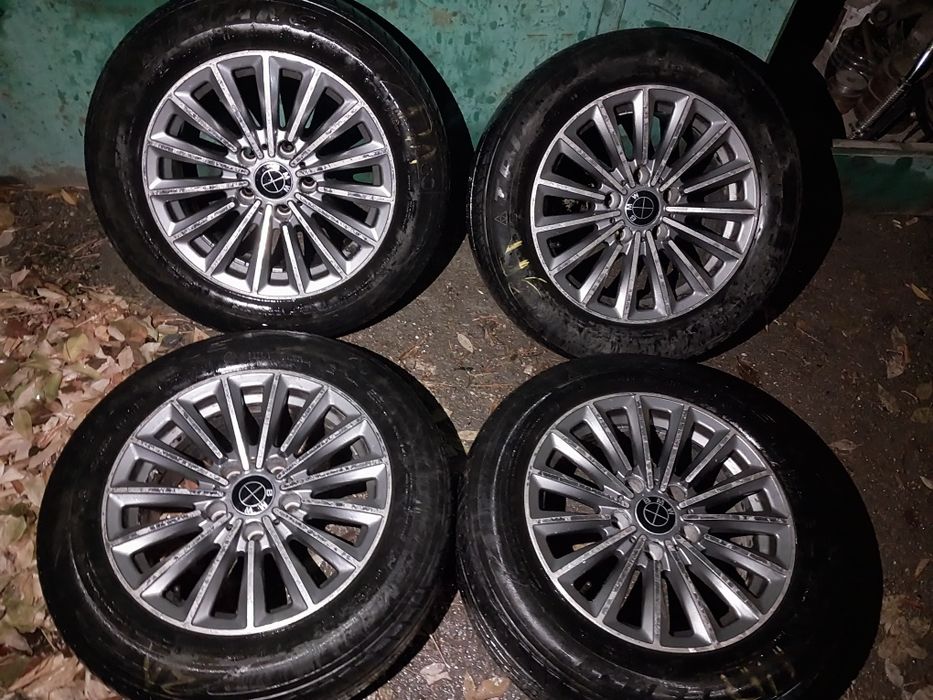 Диски на BMW R16 ЕТ20 за 90 тысяч. С резиной 120.