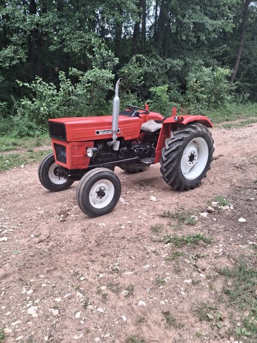Tractor universal U445