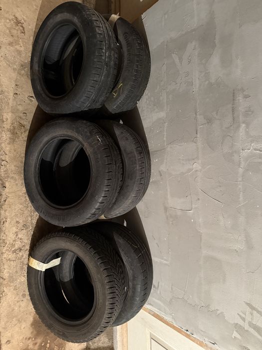 Vand 5 anvelope Continental de vara 175/65R14