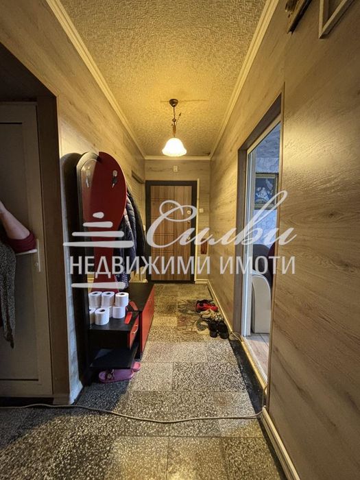 Тристаен ОБЗАВЕЕН апартамент - кв. Тракия