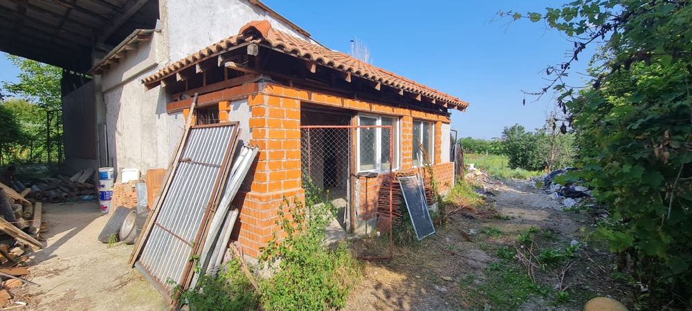 Hala industriala + anexe+teren in loc Verguleasa, jud Buzau