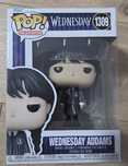 Figurina wednesday addams