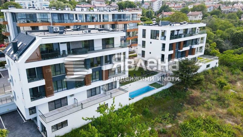 Дава се под наем Тристаен апартамент в Варна, Галата - 85 кв.м за 800 € - Снимка #10