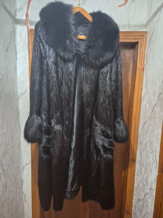 Продам норковую натуральную шубу