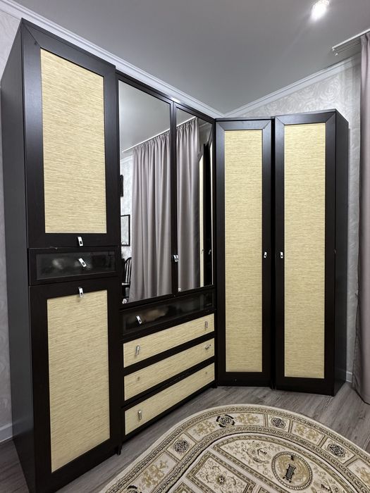 Спальний гарнитур б/у