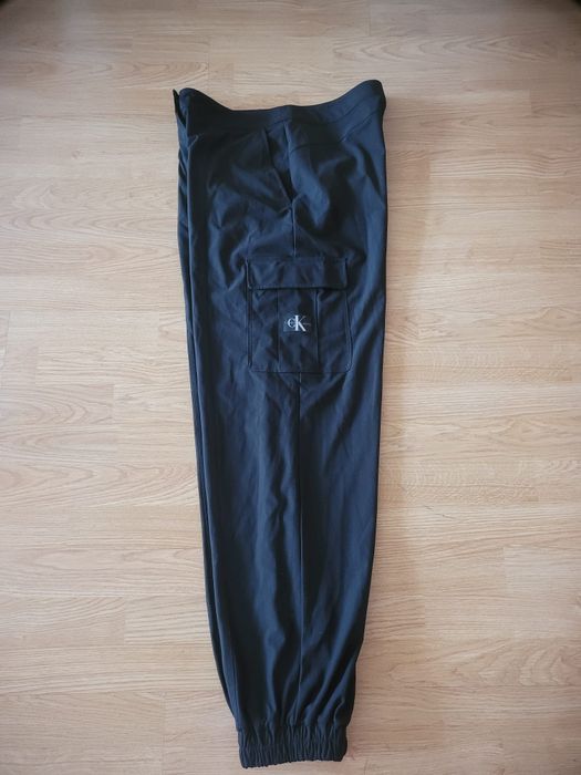 Pantaloni tehnici Calvin Klein originali L