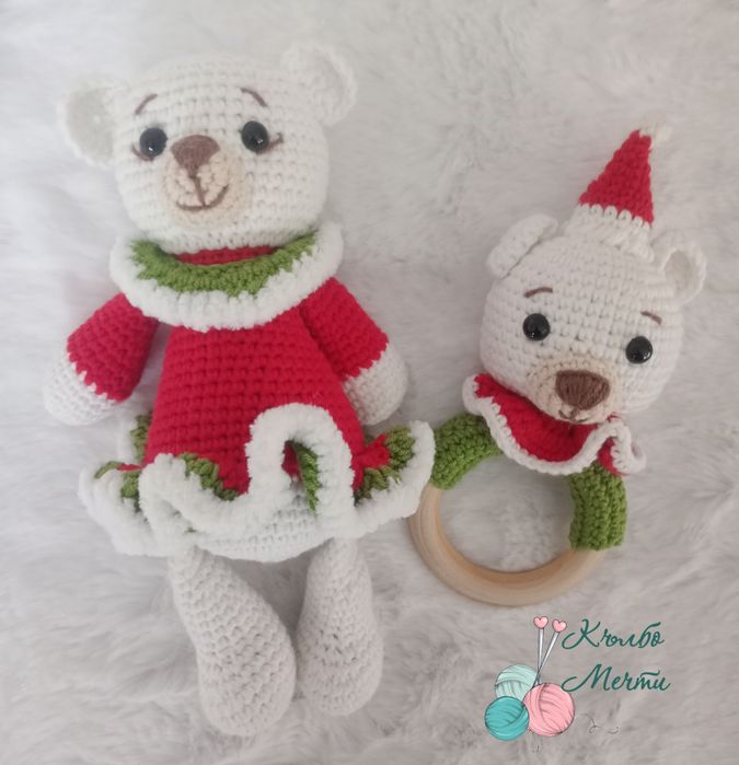 За първата Коледа на най-малките - плетени играчки и дрънкалки
