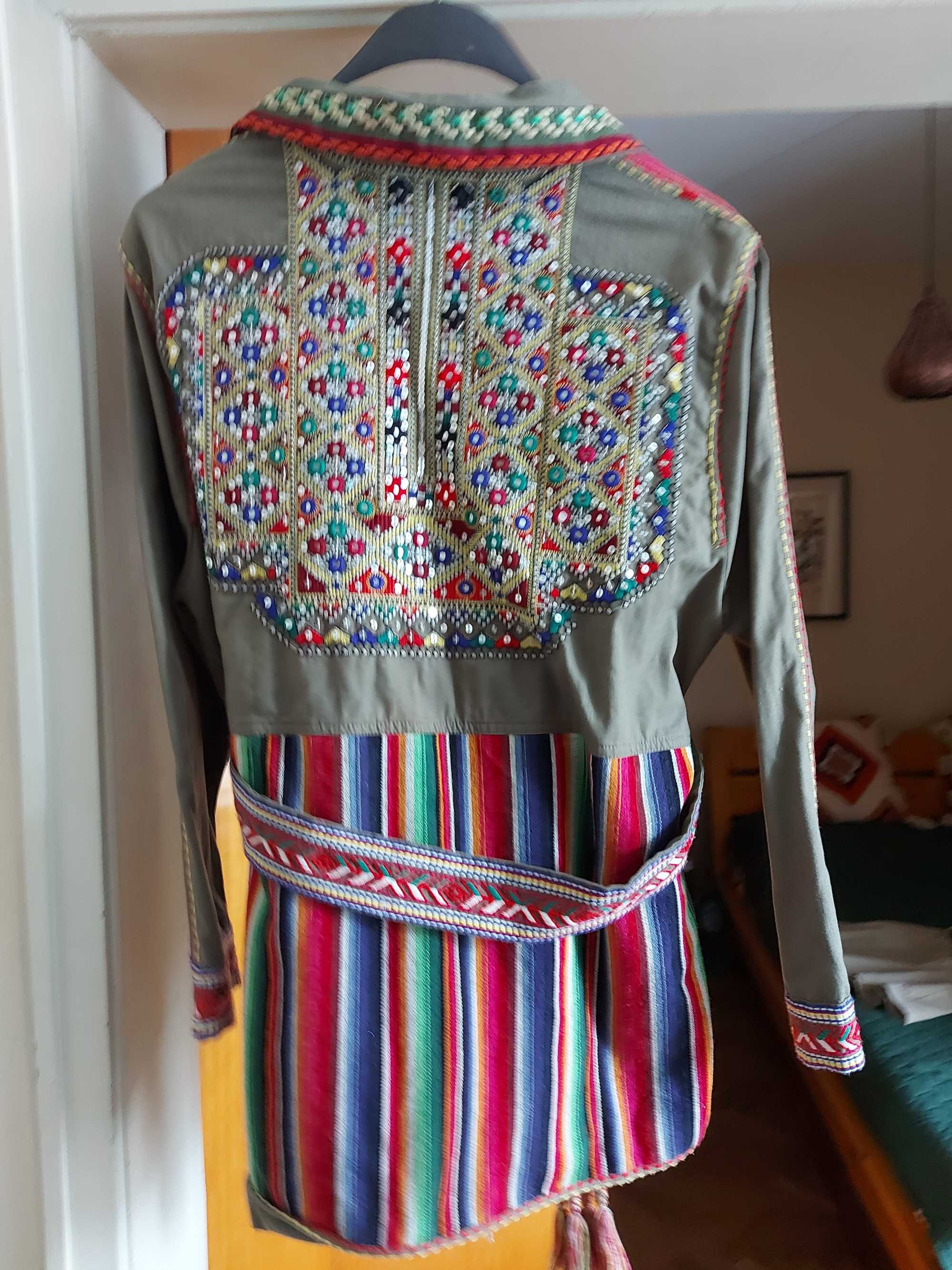 Дамско сако етно Zara
