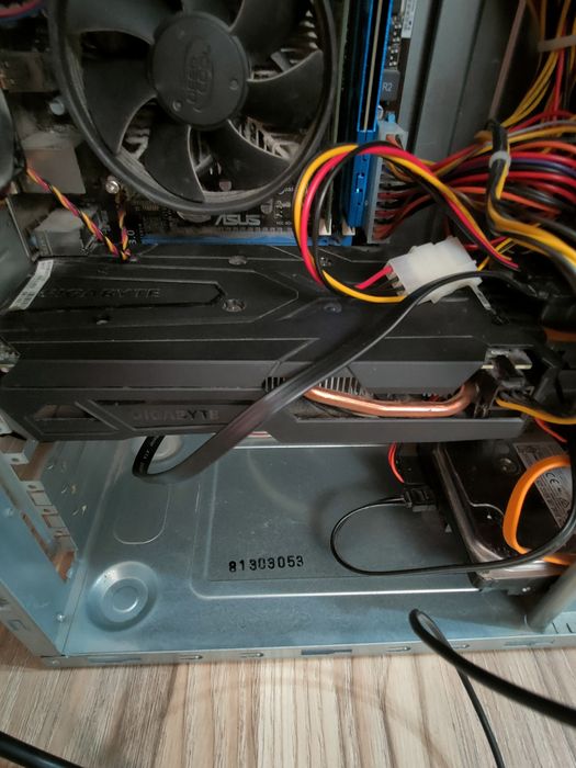 Видеокарта GIGABYTE  gtx 1050TI