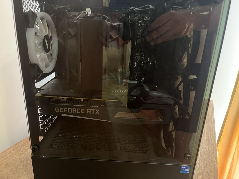 I5 13600k, rtx 3070, 32gb ram 6000mhz