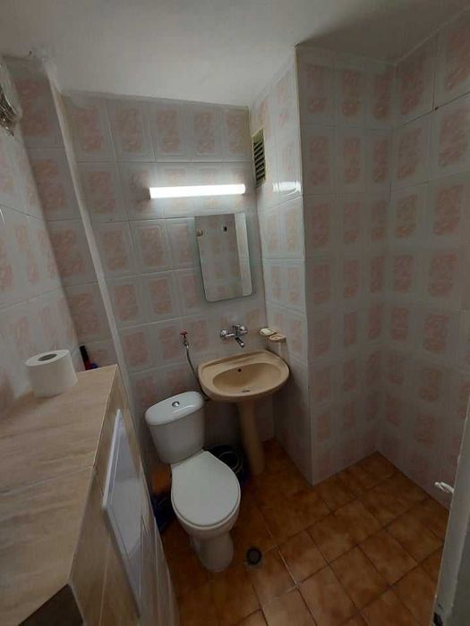 Дава се под наем Двустаен апартамент в Бургас, Зорница - 45 кв.м за 229.5 € - Снимка #2