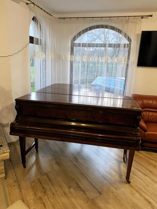 Pian cu coada John Brinsmead & Sons London  - functional, stare buna