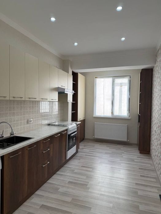 2 xonali kvartira sotiladi