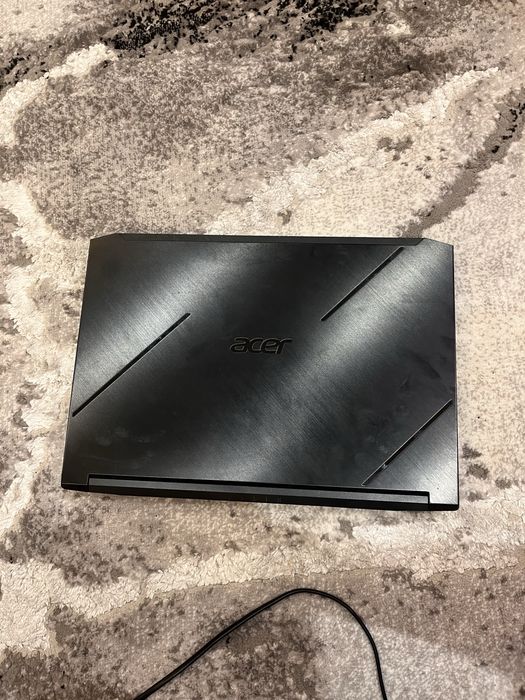 Laptop gaming Acer Nitro 7 15.6” intel i7 9750H GTX 1660Ti 144Hz 16GB