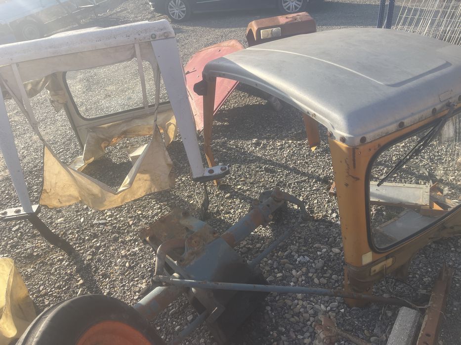 Semicabina pentru tractoare