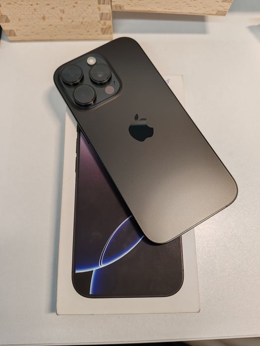 iPhone 16 Pro la cutie 128 GB baterie 100% cod unic 1105 cicluri 101