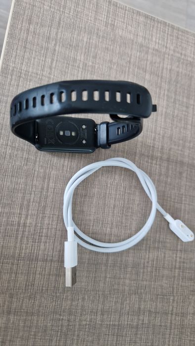 Brățară smart Huawei Band 7