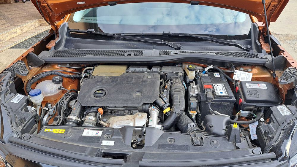 Peugeot 2008 diesel, 1,5 BlueHDI, 2021, rulat 27000km, NVM6, STT, FAP