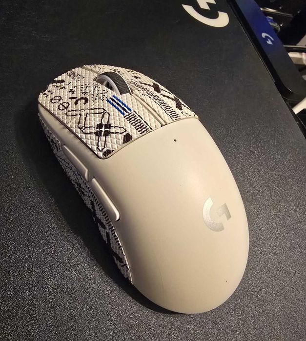 Logitech G Pro X Superlight alb + G703 negru + PowerPlay