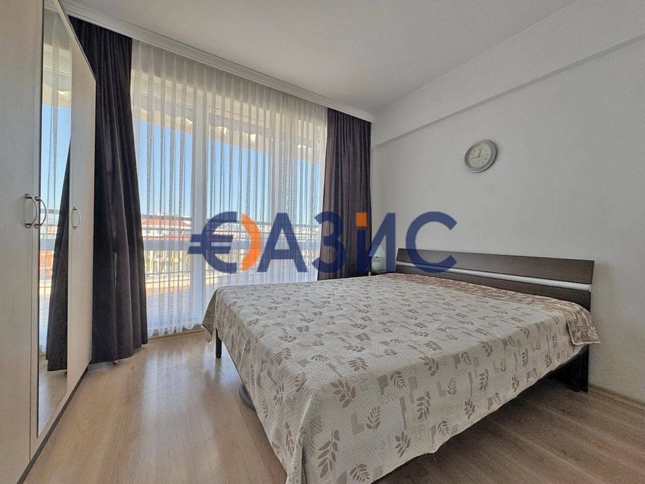 Продава се Двустаен апартамент в к.к. Слънчев бряг - 86 кв.м за 930 €/кв.м - Снимка #3