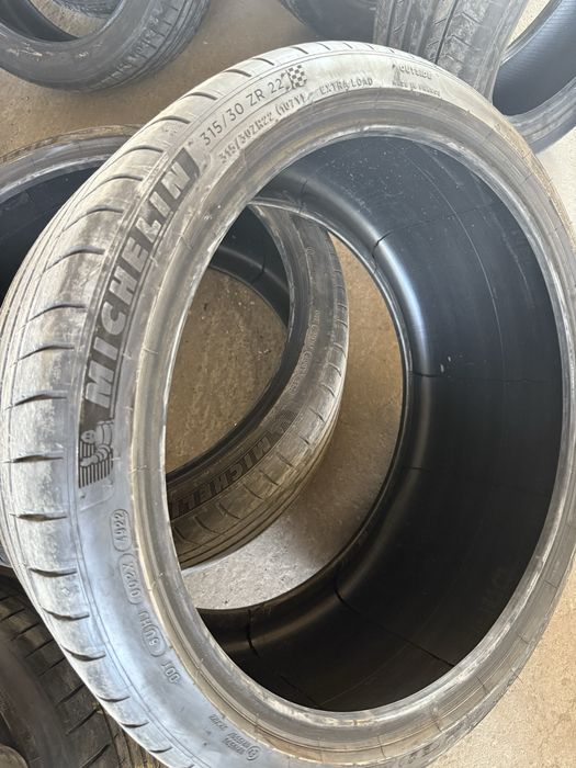 285/35R22 315/30R22 Michelin N0