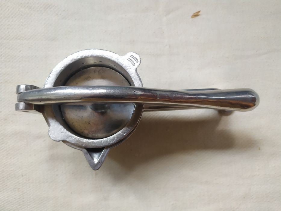 Соковыжималка ручная.