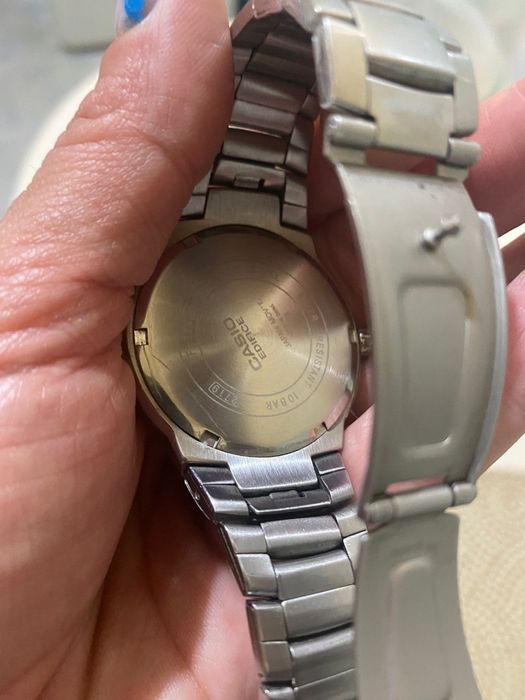Vand Casio Edifice, original, model EF-124, integral din otel