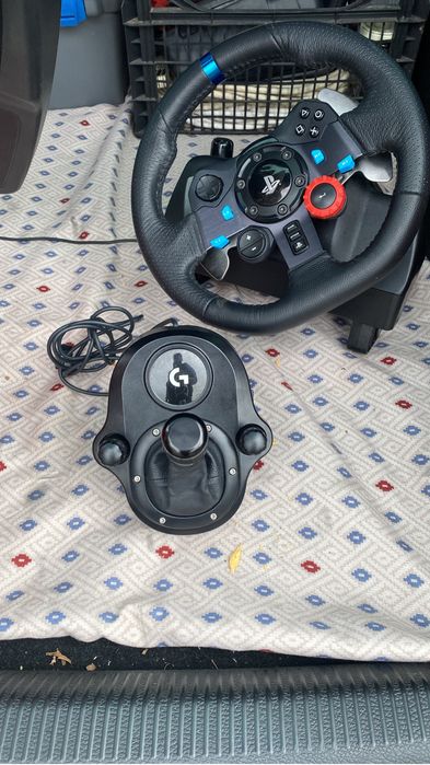 Set gameing volan pedale schimbator scaun cabluri etc