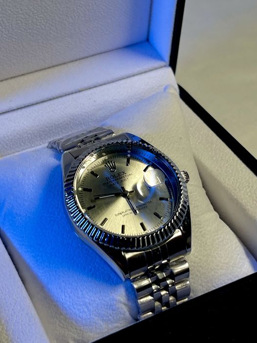 Стильные часы и другие товары переходите в Инстаграм и заказывайте