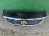 Решетка за vw passat b6